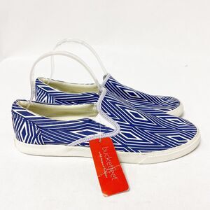 Bucketfeet Navy Blue White Diamond Geo Canvas Shoes Slip On Sneakers Womens 10